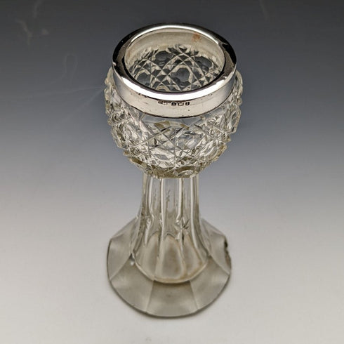 1910 年英國古董純銀裝飾切割玻璃花瓶 383 克 CC May & Sons